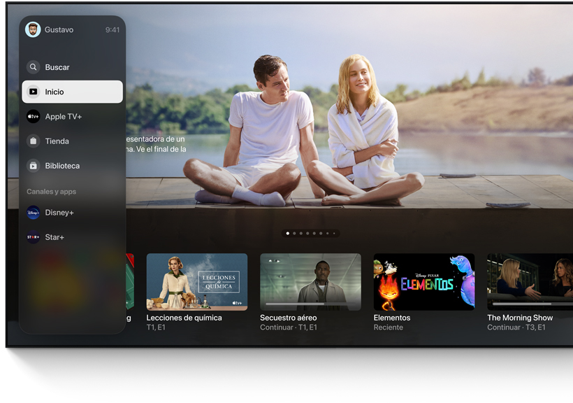 Un televisor de pantalla plana muestra la interfaz de la pantalla de inicio de la app Apple TV