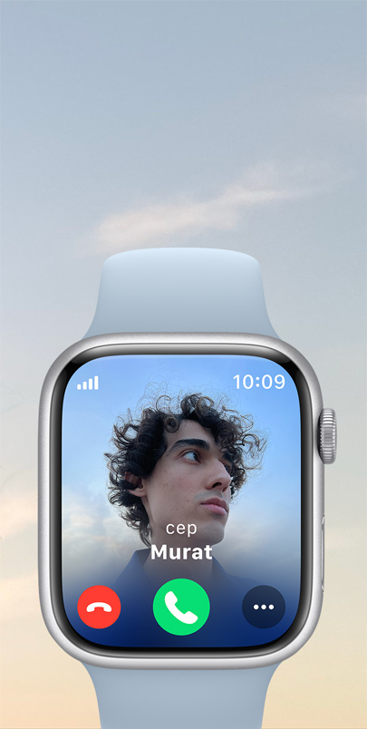 Ekranında gelen arama görülen bir Apple Watch Series 9.