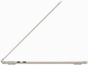 Widok z boku na MacBooka Air w kolorze księżycowej poświaty
