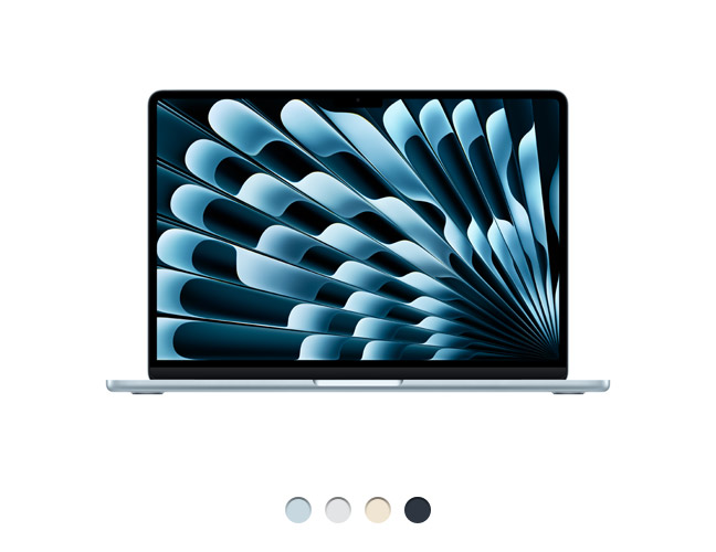 MacBook Air azul-céu aberto mostrando a tela Liquid Retina, bordas arredondadas e pés elevados. Disponível em quatro cores