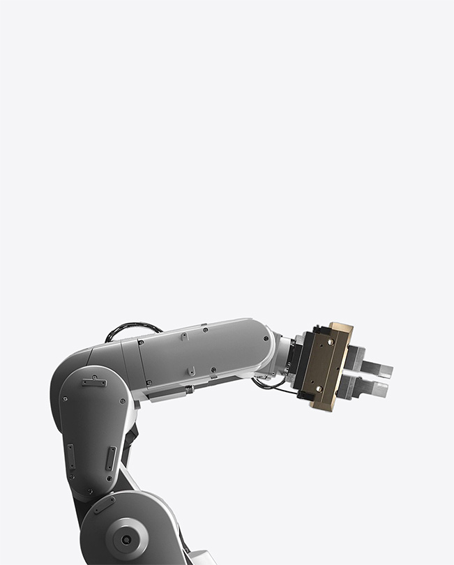 Un brazo de robot sobre un fondo blanco.
