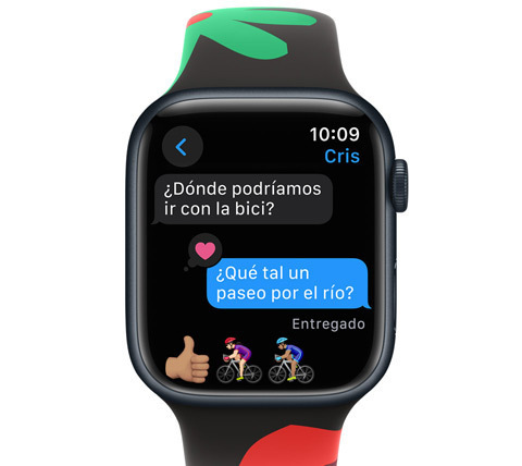 Vista frontal de un Apple Watch con un mensaje en la pantalla.