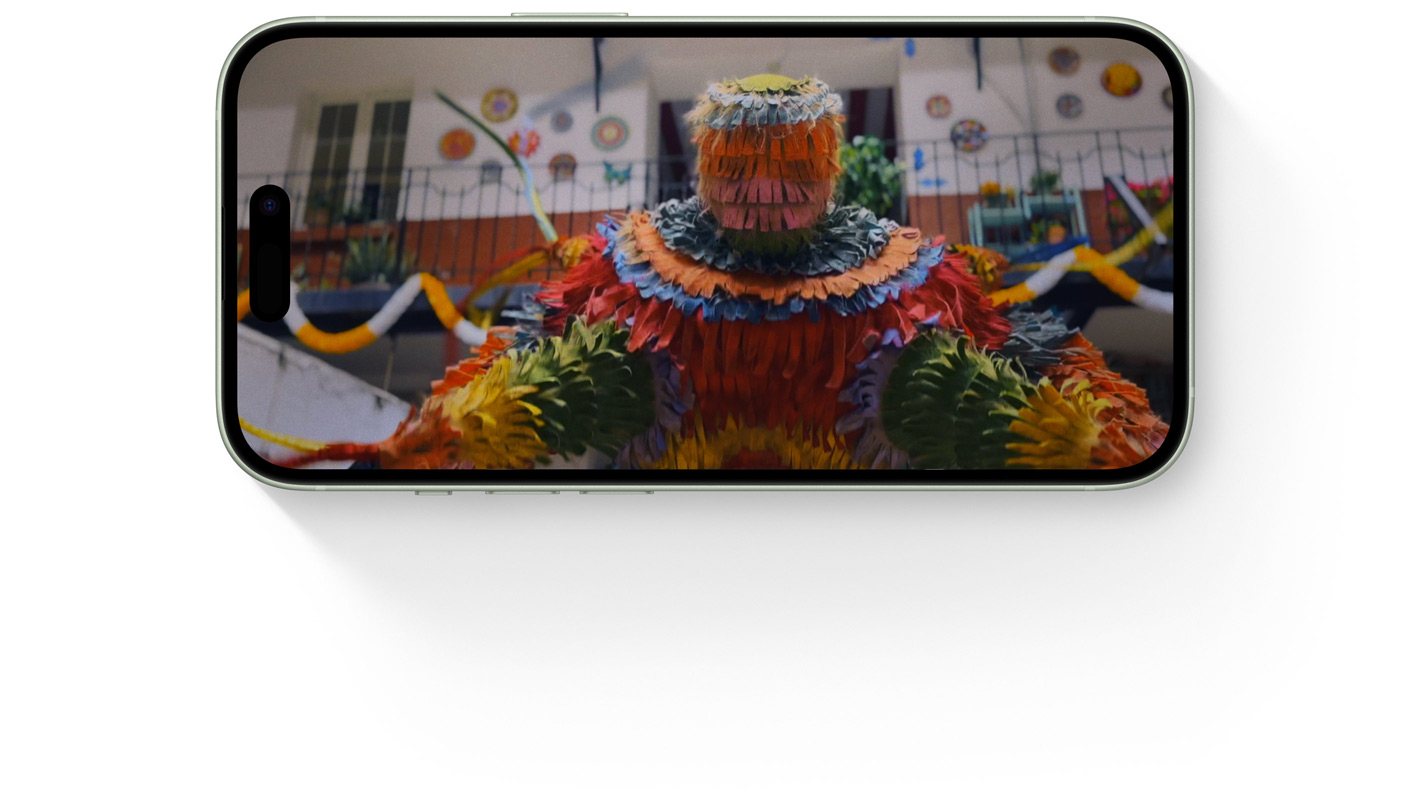 Ein iPhone 15 zeigt Apple TV+