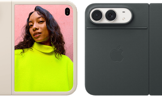 iPhone Duo, u boji sjajne zvijezde u silikonskoj maski boje pijeska, pejzažna orijentacija, potpuno otvoren vodoravno, s dvojnom kamerom Fusion u gornjem lijevom kutu, maska prekriva stražnju stranu i vanjski rub prednjeg zaslona, desna strana prikazuje portret osobe na vanjskom zaslonu. iPhone Duo u boji sjajne zvijezde, potpuno otvoren vodoravno, mornarsko plavi Folio sa stalkom, potpuno otvoren vodoravno, stražnja strana s dvojnim stražnjim kamerama Fusion od 48 MP, dva objektiva