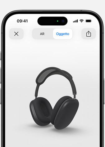 Immagine in realtà aumentata di un paio di AirPods Max grigio siderale sul display di iPhone.