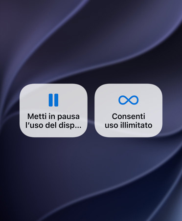 Display su cui vengono mostrati i pulsanti “Metti in pausa uso del dispositivo” e “Consenti uso illimitato”. 