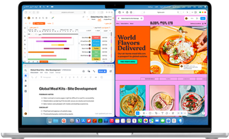 جهاز MacBook Air مع تطبيقات متعددة مفتوحة