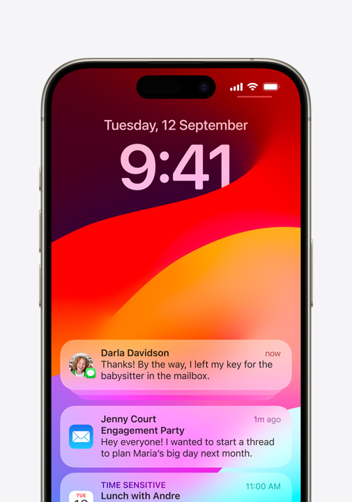 一部 iPhone 螢幕上顯示經加密的 iMessage、一封郵件通知，以及一個具時限性的日曆邀請。
