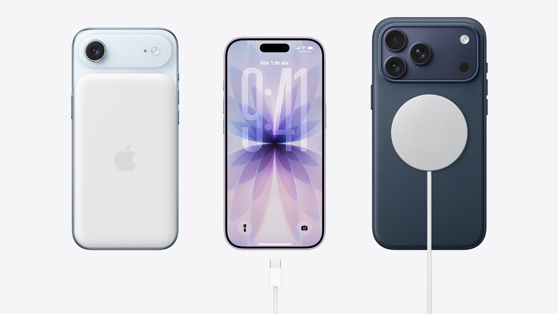 Lado a lado. Parte posterior de un iPhone Air con batería MagSafe acoplada, parte frontal de un iPhone 17 con diseño todo pantalla, cable de carga USB-C cerca de un puerto de carga, parte posterior de un iPhone 17 Pro con cable de carga MagSafe acoplado