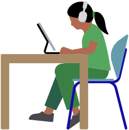 一位女士戴著 AirPods Max，坐在桌前使用 iPad