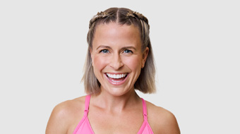 Potret pelatih Apple Fitness+ Emily Fayette