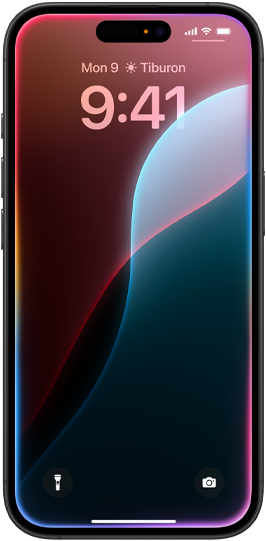 多部 iPhone 裝置從左向右排開，每部的螢幕都展示不同的 Apple Intelligence 功能