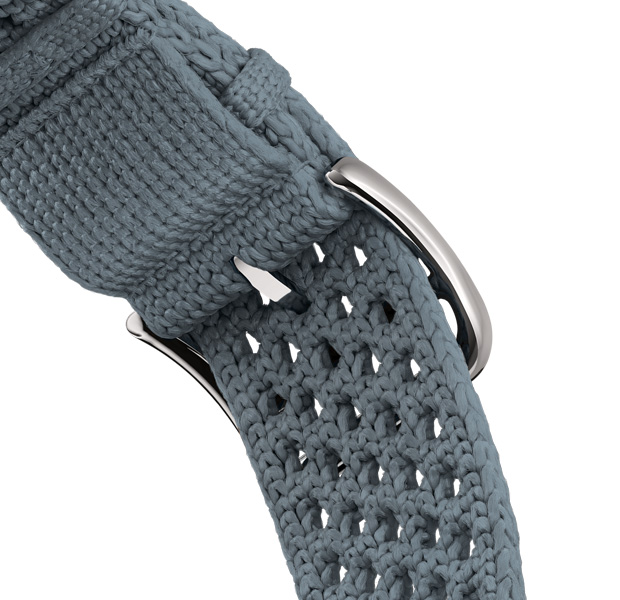 Apple Watch Hermès Series 11 Néo Tricot band, bleu gris colour (blue grey), knit polyamide yarn material, adjustment holes centred, silver colour buckle
