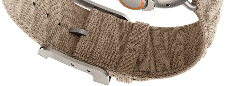 Bracelet En Mer pour Apple Watch Hermès Ultra 4, Argile (beige), fermoir vu du dessous, mailles tricotées texturées