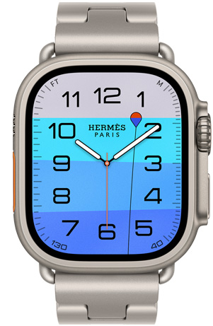 Apple Watch Hermès Ultra 4, cadrans analogiques Fathom et Wonder (aiguilles des heures, des minutes et des secondes, complication Profondeur, avec une bouée orange flottant au-dessus d’un océan turquoise dans un dégradé bleu clair à bleu foncé), boîtier en titane, finition naturelle, côté droit, Digital Crown, bouton latéral en saillie, associée au bracelet Grand H Titane, Gris Titane