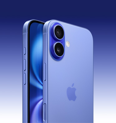 Due iPhone 16 blu oltremare, uno di fronte all’altro: uno mostra parzialmente il display e il lato, con il tasto Azione e i tasti del volume. L’altro mostra la parte posteriore con il sistema evoluto a doppia fotocamera nell’angolo in alto a sinistra.