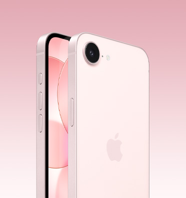 Un iPhone 17e rosa chiaro mostrato di fronte e da dietro, si nota parte del display e il retro completo con logo Apple e fotocamera, sul profilo il tasto Azione, i tasti laterali e quelli del volume.