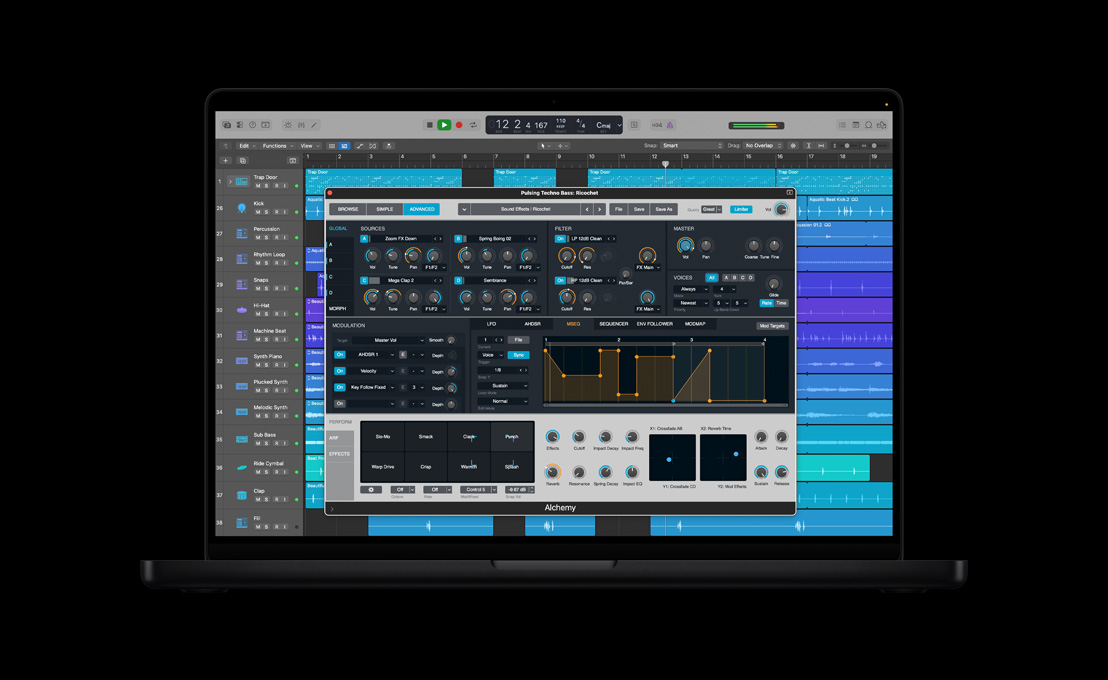 Pantalla de un MacBook Pro de 16 pulgadas que muestra la ventana de Alchemy, Pulsing Techno Bass: ventana de Ricochet, con controles y efectos avanzados