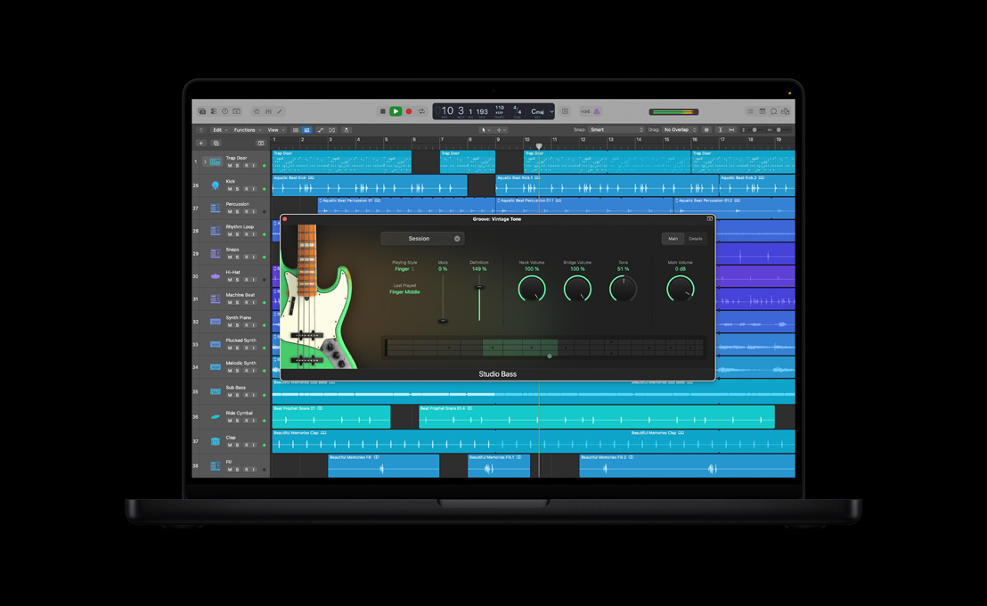 Pantalla de un MacBook Pro de 16 pulgadas que muestra Studio Bass, Groove: ventana de Vintage Tone con una guitarra eléctrica verde a la izquierda, controles principales de la sesión