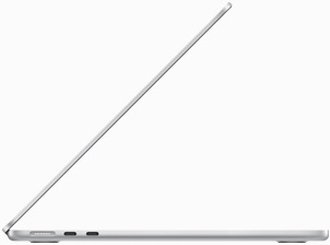 Vue latérale d’un MacBook Air en finition argent