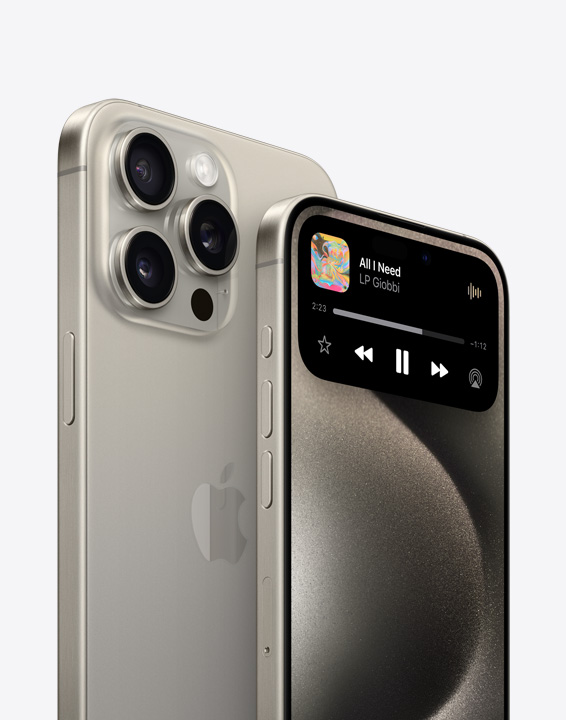 Mặt sau và mặt trước của iPhone 15 Pro. Hình ảnh mặt trước nhìn từ cạnh bên hiển thị Dynamic Island đang hoạt động.